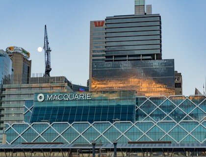 Macquarie to acquire Last Mile Infrastructure from M&G